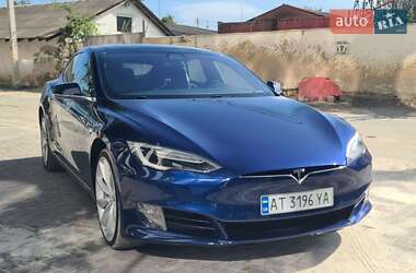 Tesla Model S  2017