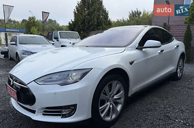 Tesla Model S 2013