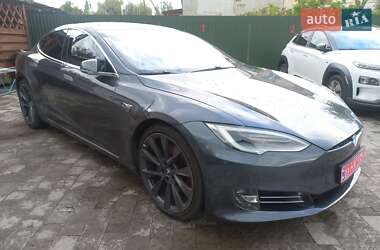 Tesla Model S  2018