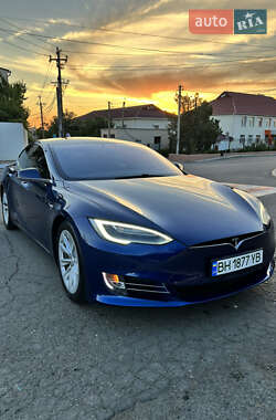 Tesla Model S  2016