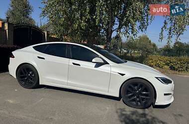 Tesla Model S  2022