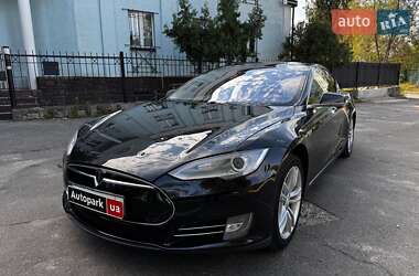 Tesla Model S  2014