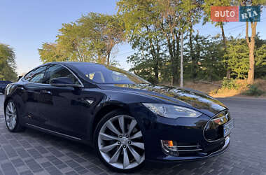 Tesla Model S  2014