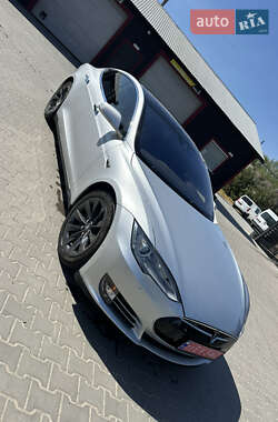 Tesla Model S  2016