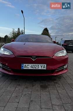 Tesla Model S  2018