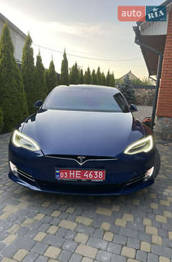 Tesla Model S  2018