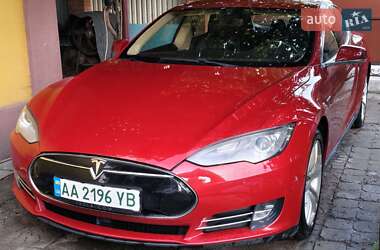 Tesla Model S  2014