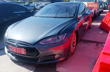 Tesla Model S  2013
