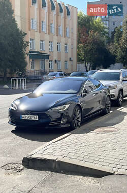 Tesla Model S  2018