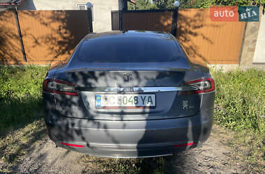 Ліфтбек Tesla Model S 2013 в Ковелі