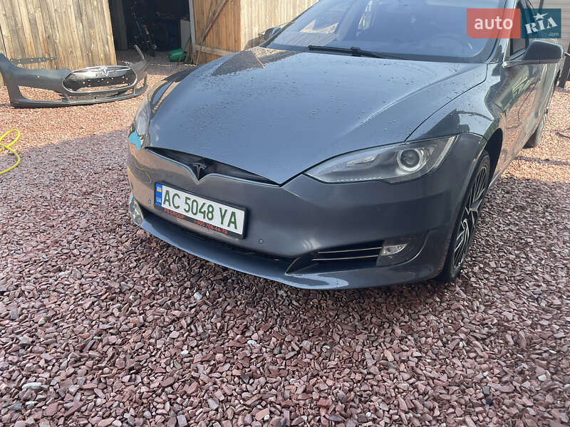 Ліфтбек Tesla Model S 2013 в Ковелі