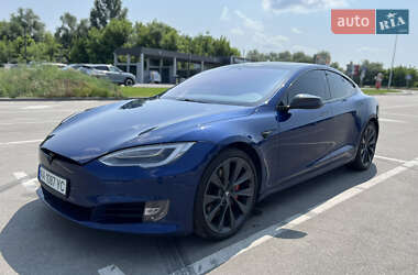 Tesla Model S  2019
