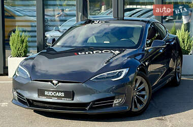Tesla Model S  2018