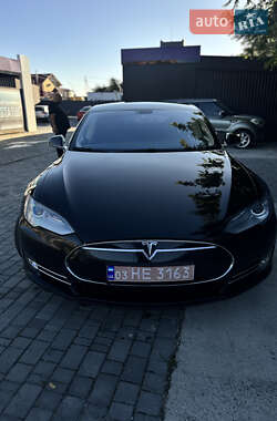Tesla Model S  2014