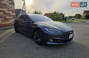 Tesla Model S  2016