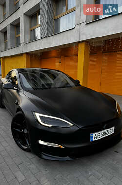 Tesla Model S  2021