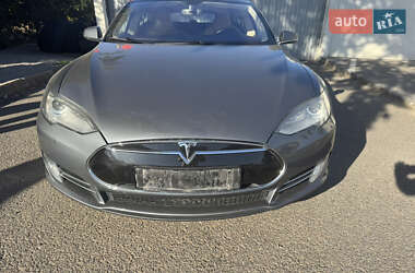 Tesla Model S  2014