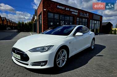 Tesla Model S  2013