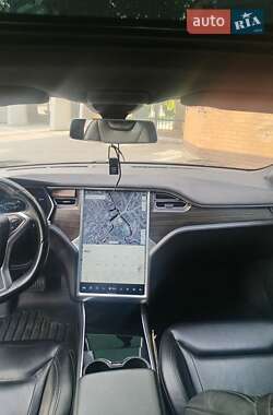 Лифтбек Tesla Model S 2016 в Александрие фото 4 Лифтбек Tesla Model S 2016 в Александрие