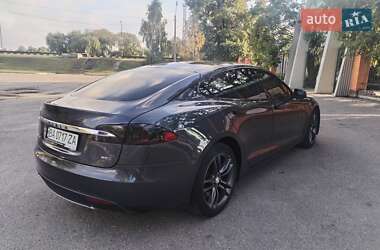 Лифтбек Tesla Model S 2016 в Александрие фото 7 Лифтбек Tesla Model S 2016 в Александрие