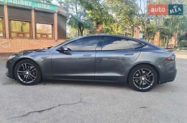 Лифтбек Tesla Model S 2016 в Александрие фото 22 Лифтбек Tesla Model S 2016 в Александрие