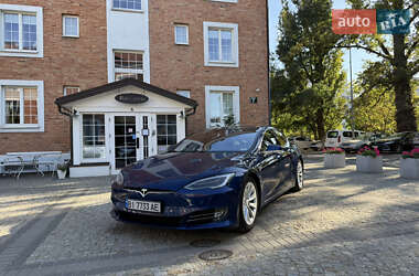Tesla Model S  2016