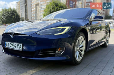 Tesla Model S  2018