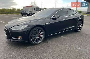 Tesla Model S  2015
