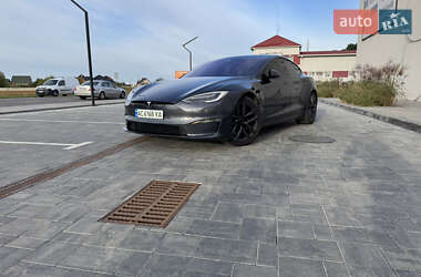 Tesla Model S  2021