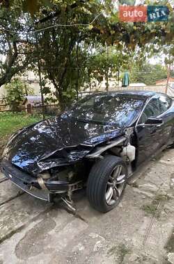 Tesla Model S  2016