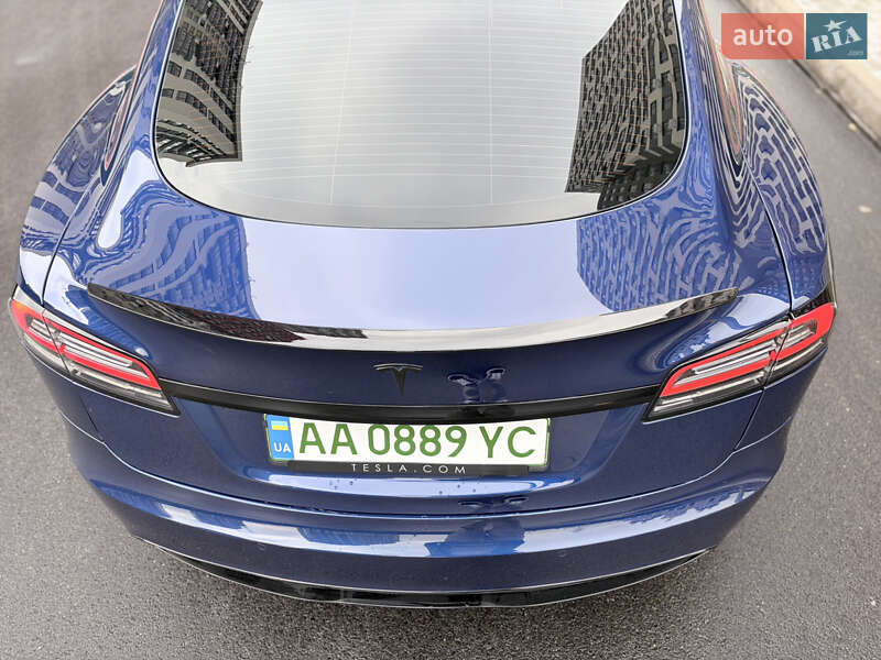 Ліфтбек Tesla Model S 2022 в Києві