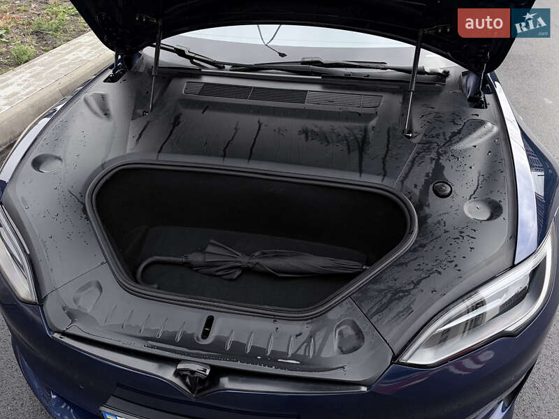 Ліфтбек Tesla Model S 2022 в Києві