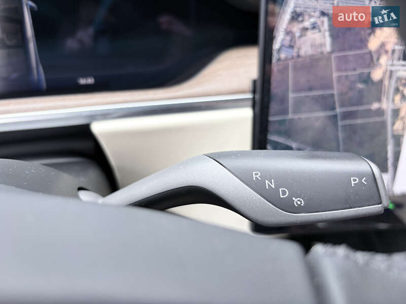 Ліфтбек Tesla Model S 2022 в Києві