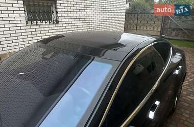 Лифтбек Tesla Model S 2015 в Киеве