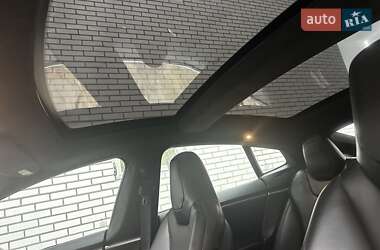 Лифтбек Tesla Model S 2015 в Киеве