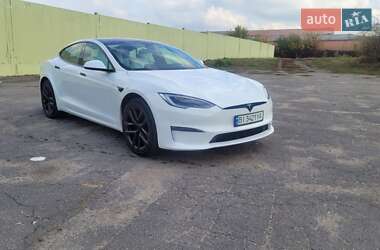 Tesla Model S  2021