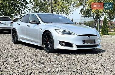 Tesla Model S  2014