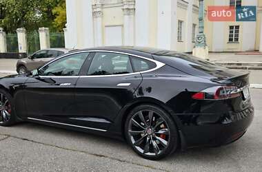 Лифтбек Tesla Model S 2017 в Днепре