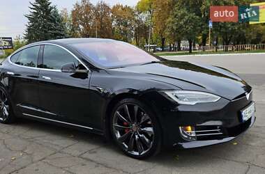 Tesla Model S  2017