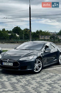 Tesla Model S  2015