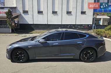Лифтбек Tesla Model S 2016 в Белой Церкви
