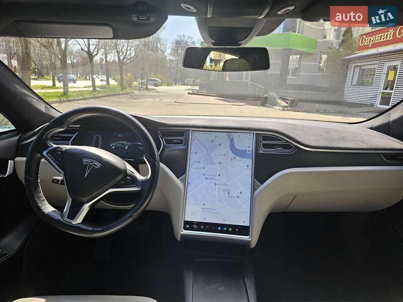 Лифтбек Tesla Model S 2016 в Белой Церкви