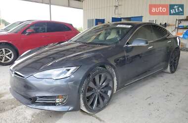 Tesla Model S 2017