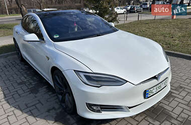 Tesla Model S  2016