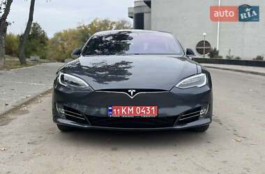 Лифтбек Tesla Model S 2020 в Запорожье