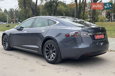 Лифтбек Tesla Model S 2020 в Запорожье
