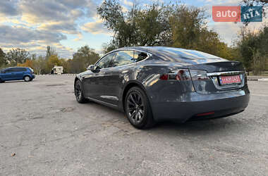 Лифтбек Tesla Model S 2020 в Запорожье