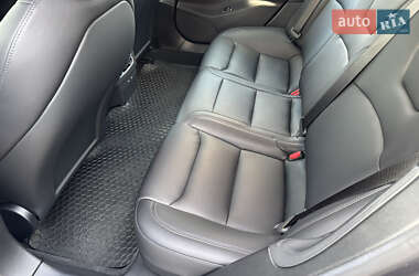 Лифтбек Tesla Model S 2020 в Запорожье