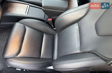 Лифтбек Tesla Model S 2020 в Запорожье