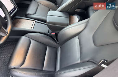 Лифтбек Tesla Model S 2020 в Запорожье
